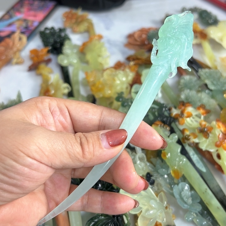 蛇纹石玉发饰未镶嵌