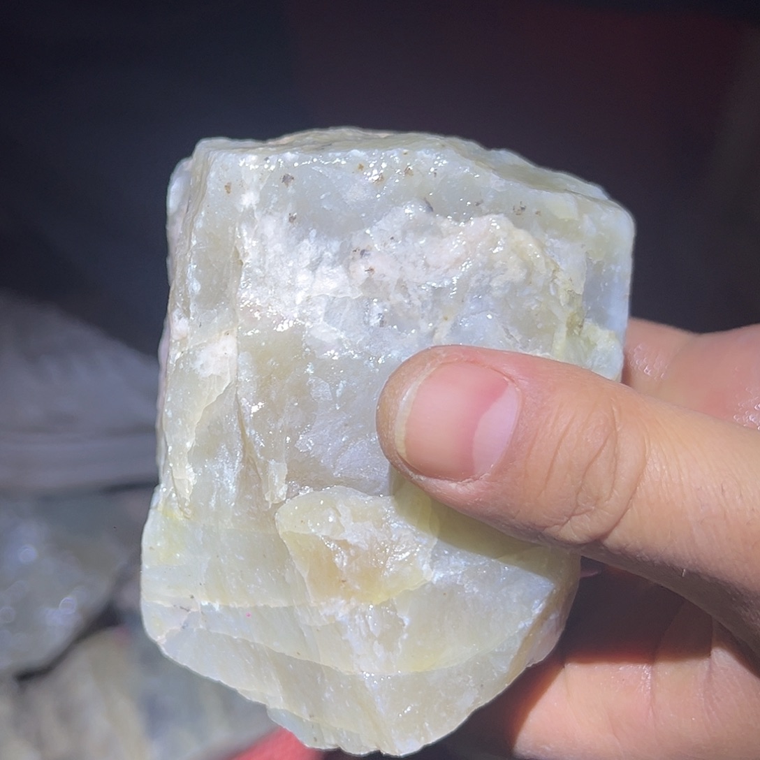 和田玉（糖玉）未镶嵌车挂