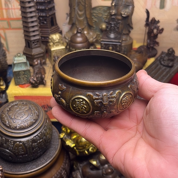 精美铜器点击下单