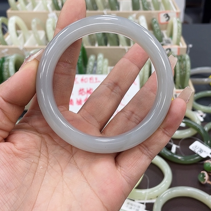 和田玉手镯未镶嵌山*雪