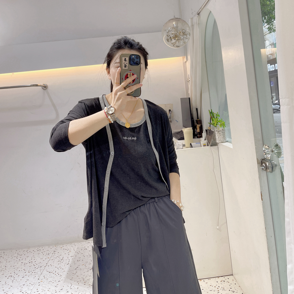 两件套开衫外套➕字母吊带背心9928