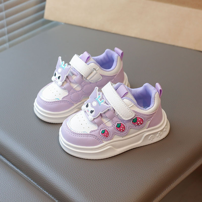 2025春秋新款皮面防水儿童休闲鞋女宝宝运动鞋可爱卡通公主鞋子