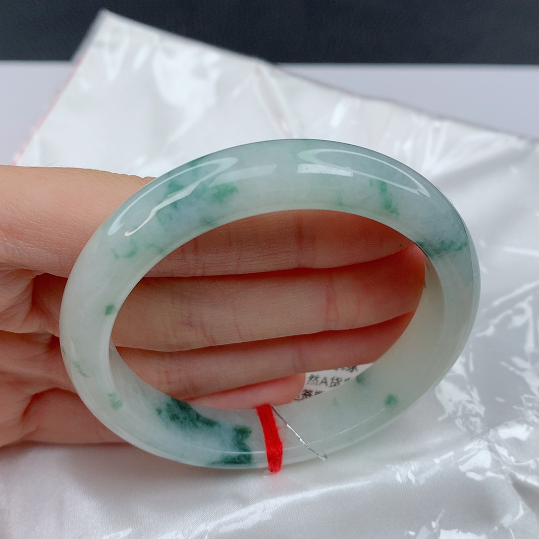 翡翠手镯未镶嵌53.5正圈