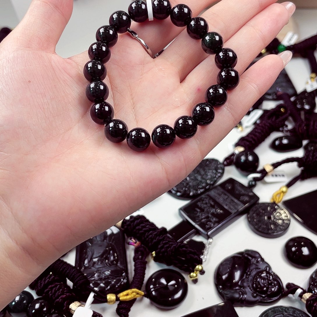 颈饰未镶嵌翡翠9.9