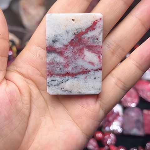【闪购商品】天然辰砂天然原矿朱砂吊坠