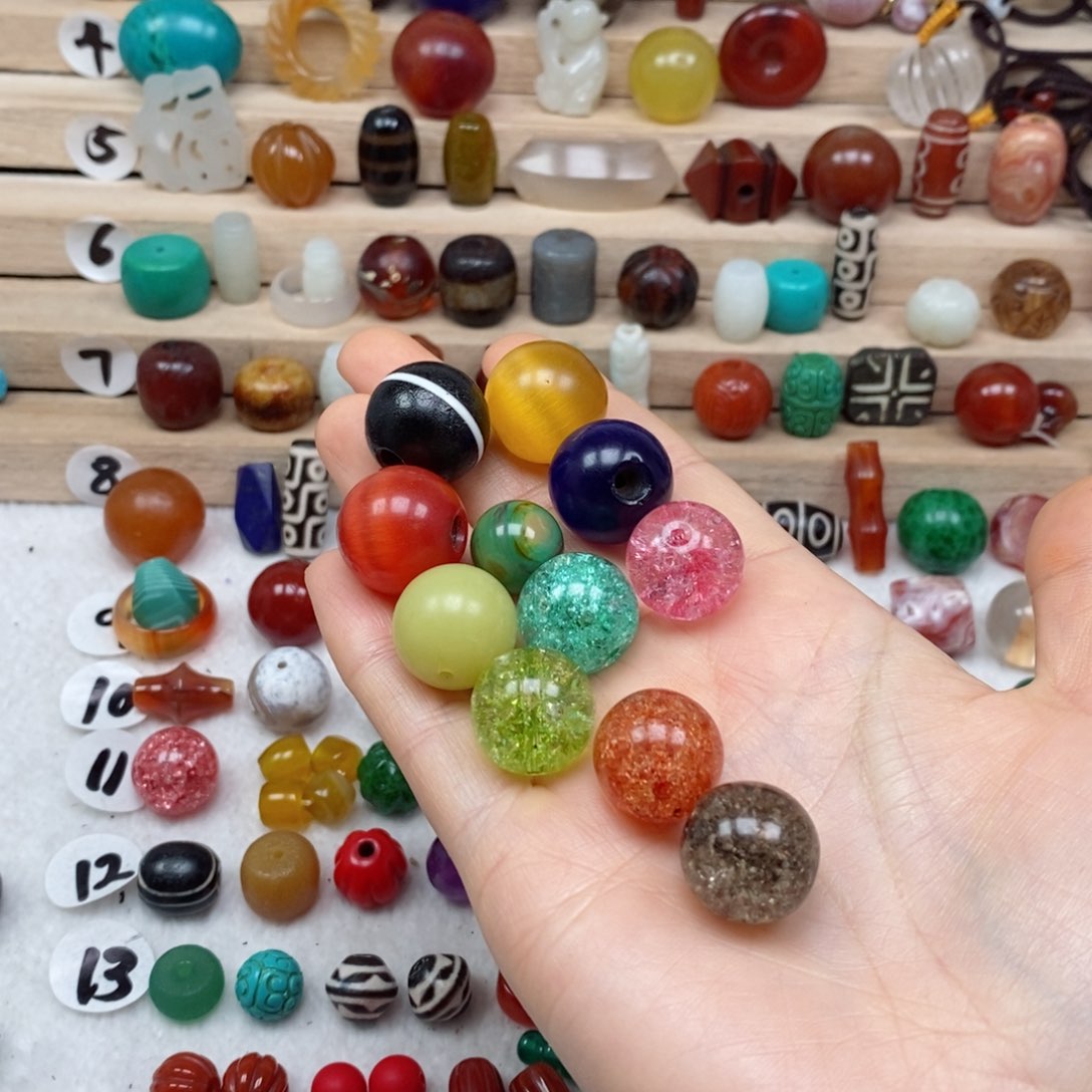 未镶嵌颈饰玛瑙/玉髓M****）