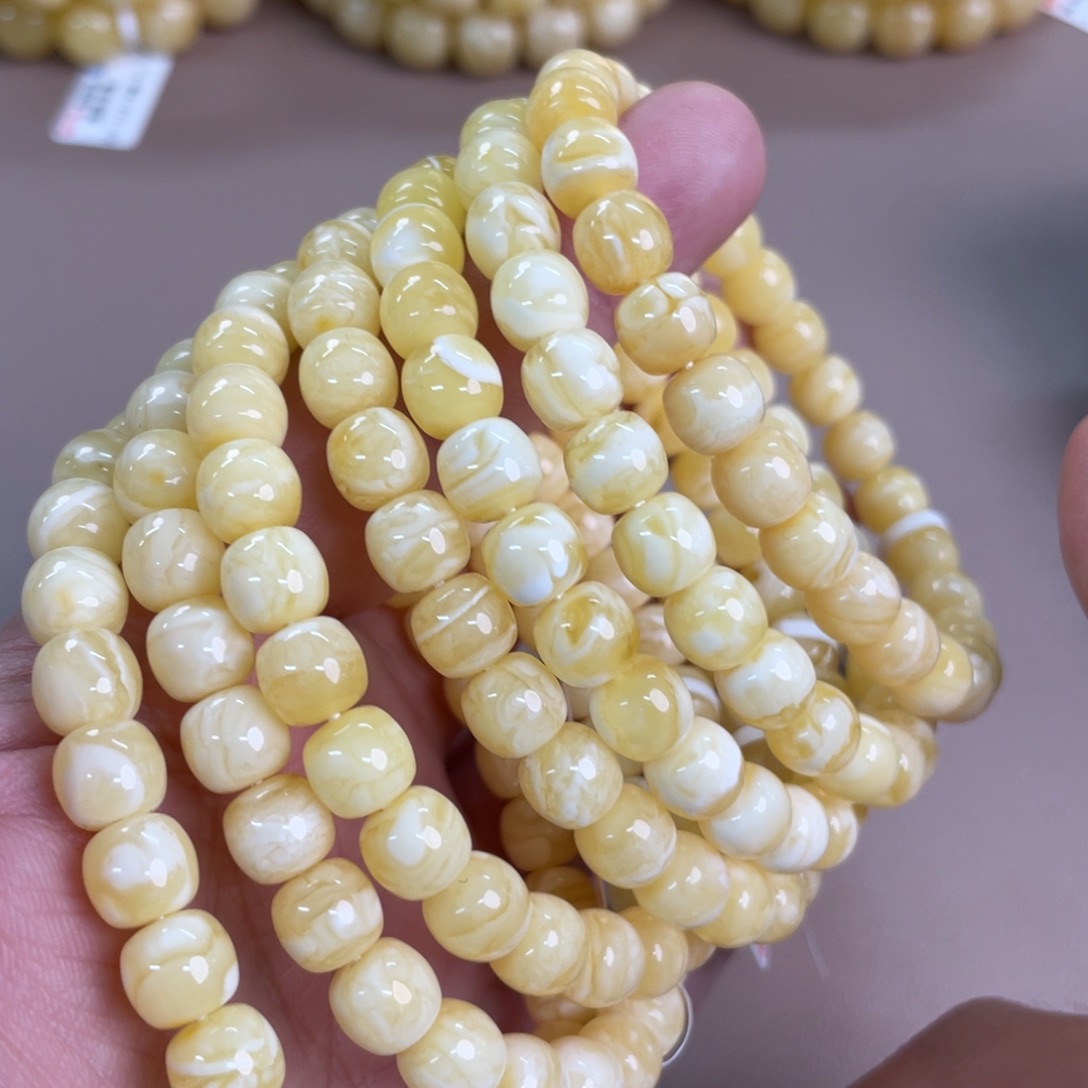 琥珀裸石未镶嵌149多样性发其一