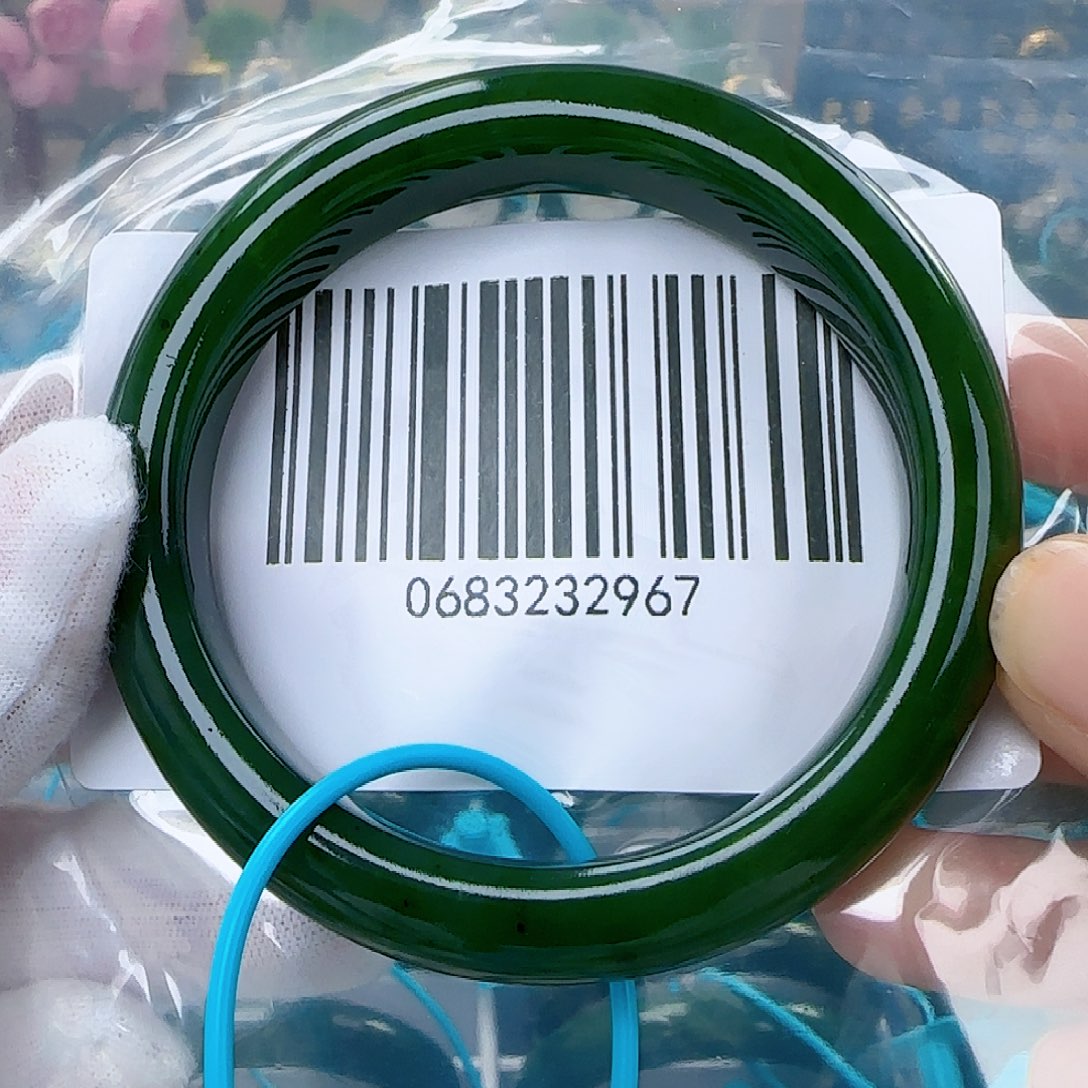 和田玉（碧玉）手镯未镶嵌微瑕57