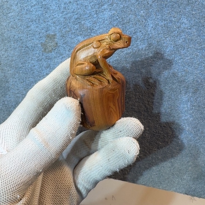 崖柏摆件手把件等