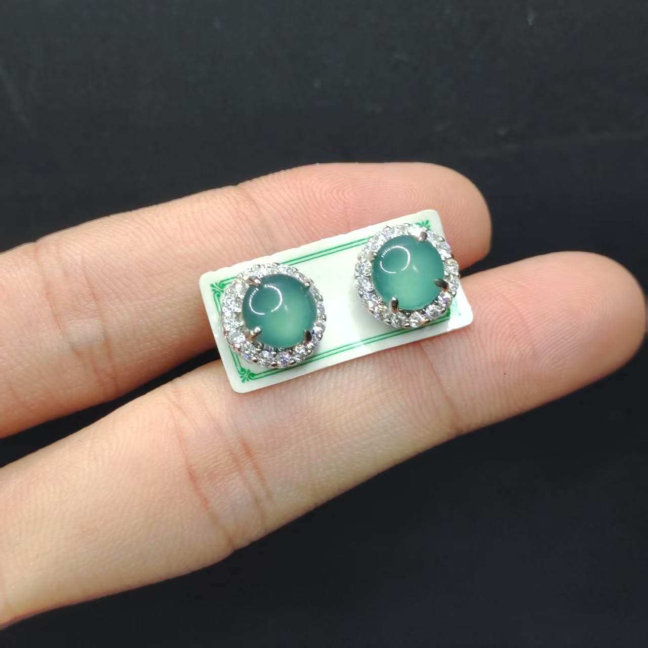 【龙龙严选】翡翠蛋面耳钉HD【多样性发其一】约7mm