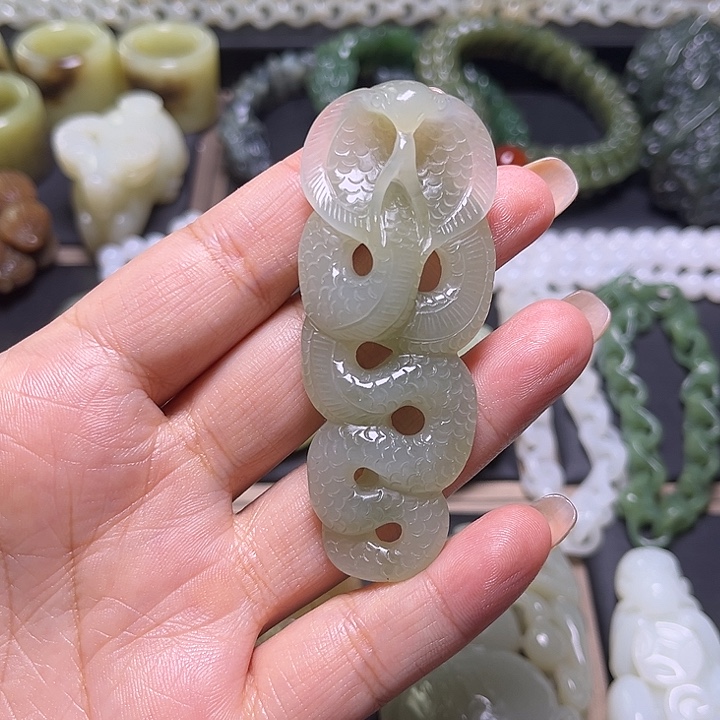 未镶嵌和田玉挂件