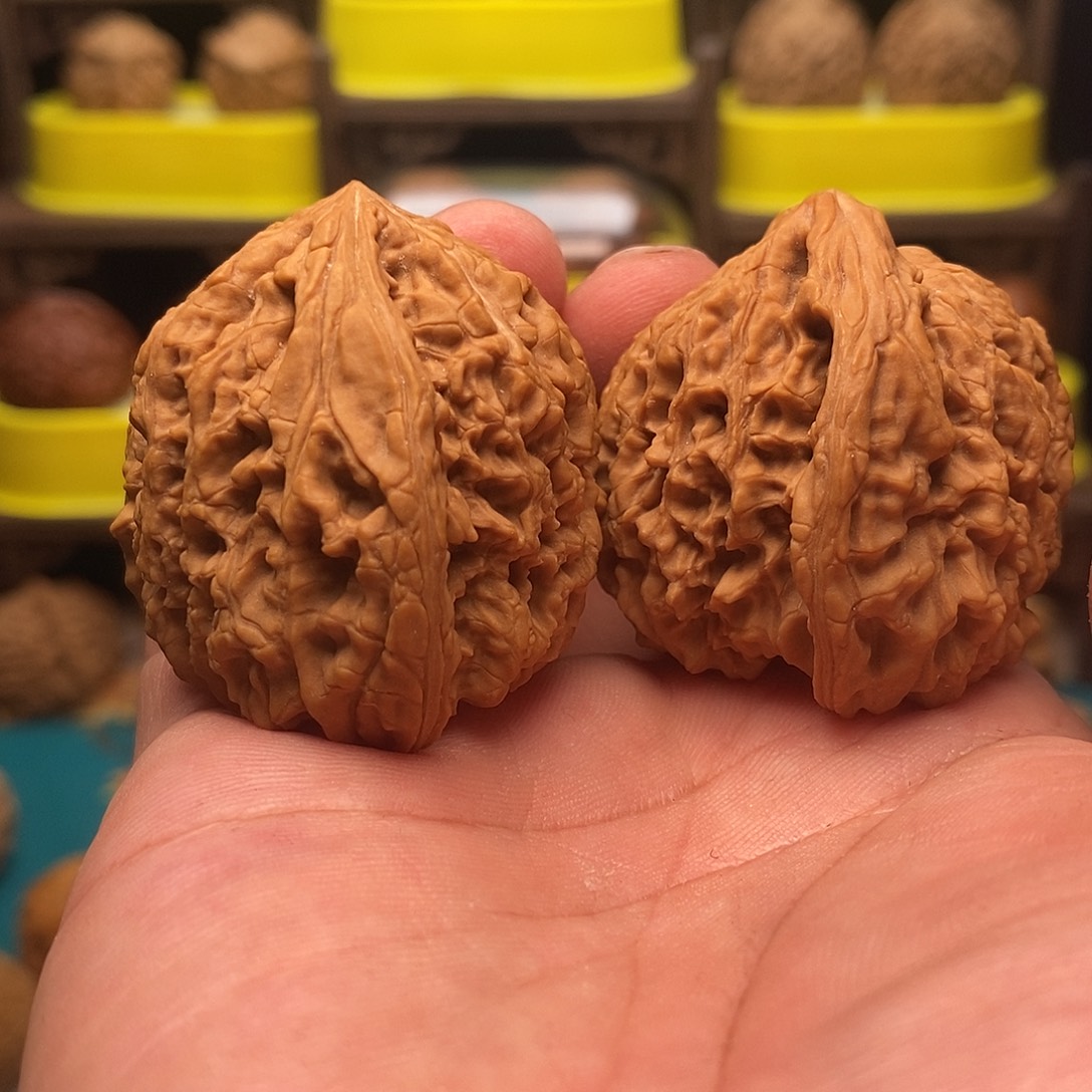 文玩核桃吊坠异性南疆