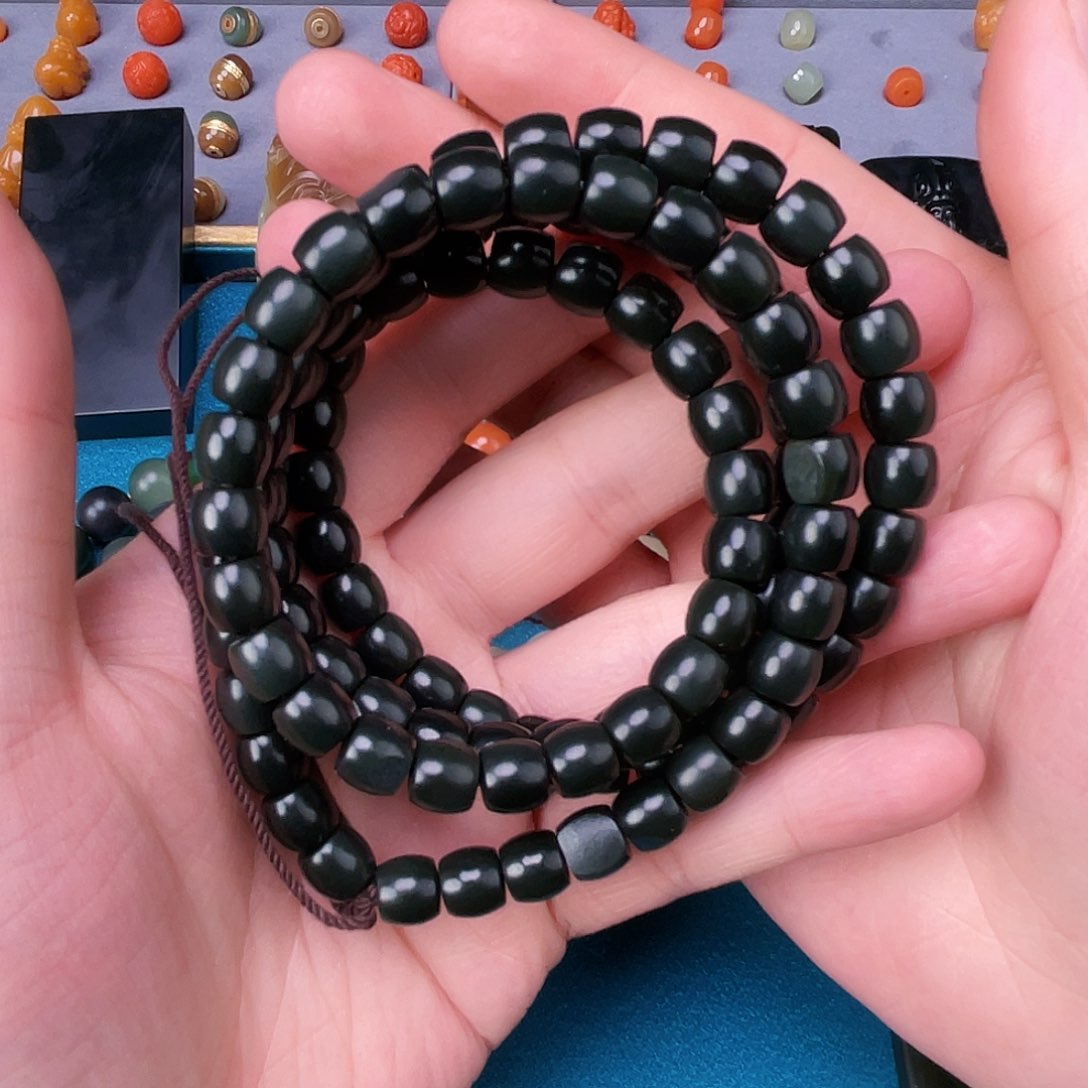 和田玉手链未镶嵌