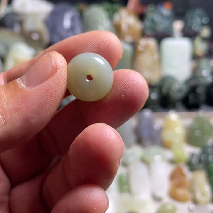 心***动和田玉未镶嵌手链