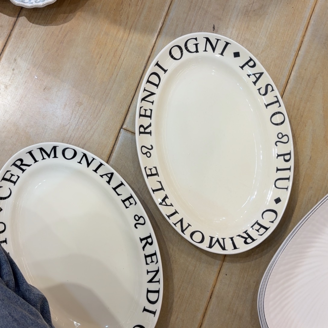 陶瓷Y****t两个讲个讲个微瑕