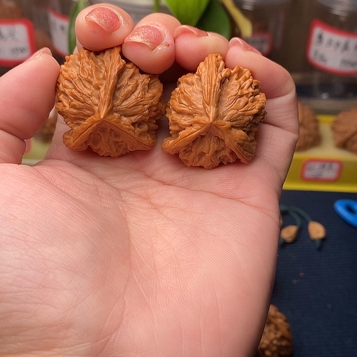 吊坠文玩核桃盘山人奔