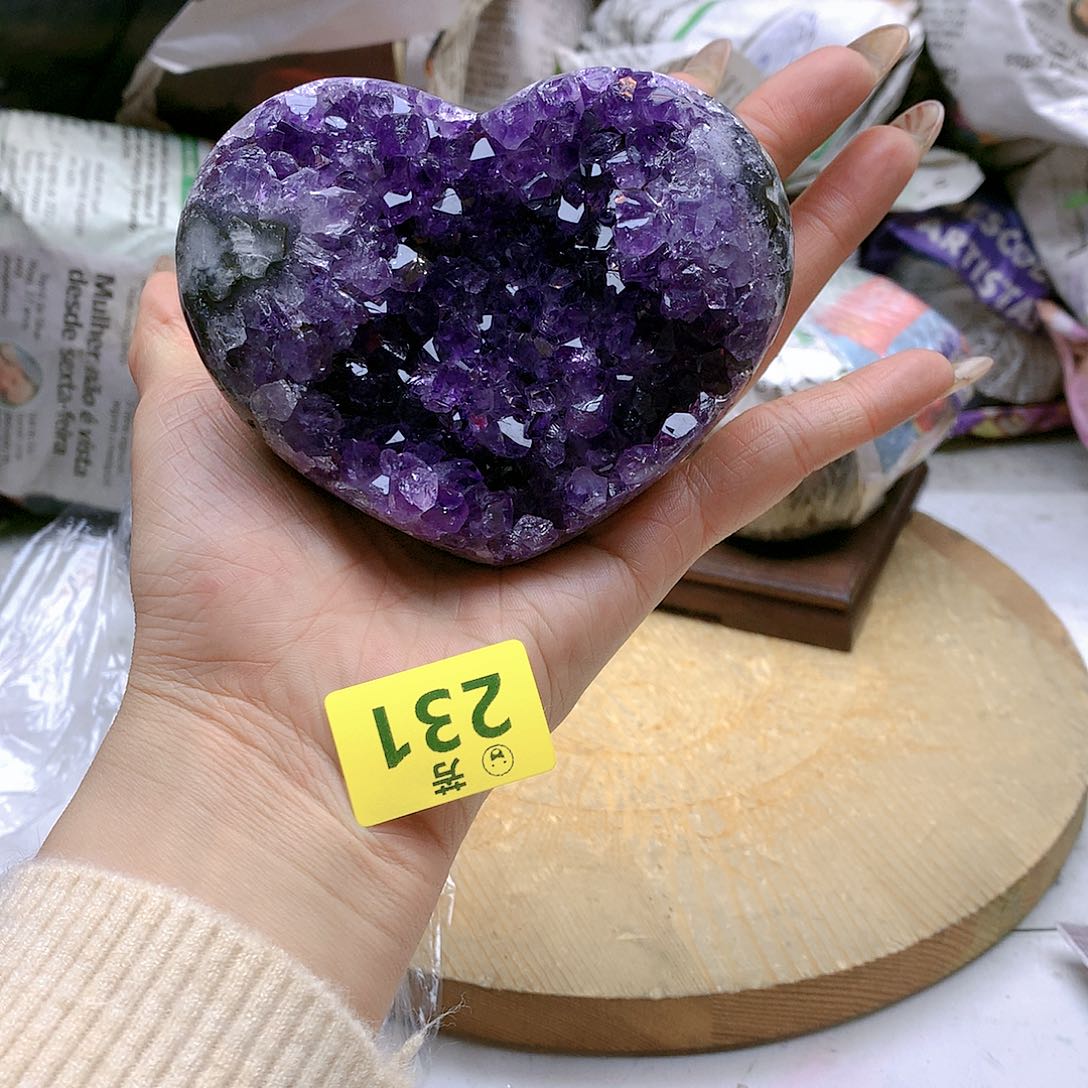 紫晶大型摆件（非配饰）未镶嵌