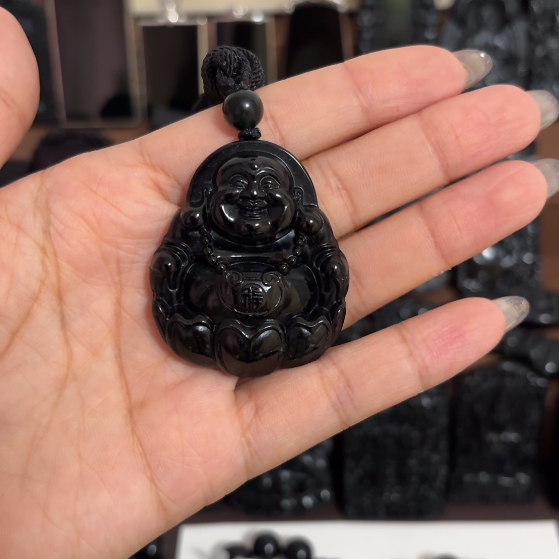 未镶嵌蛇纹石玉颈饰