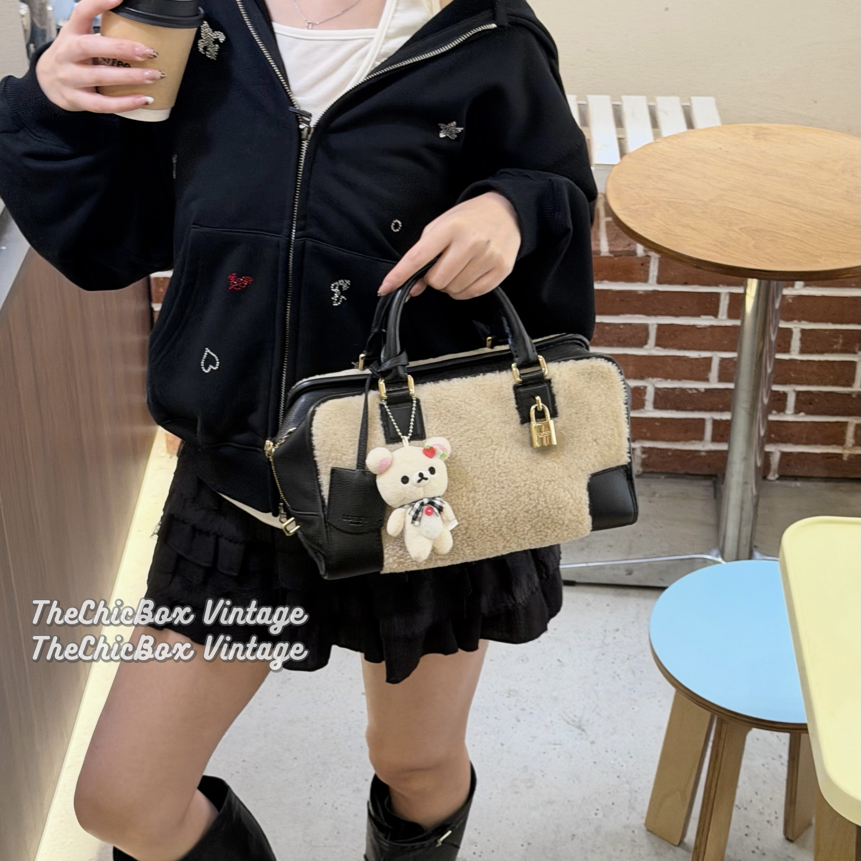 95新 LOEWE/罗意威 只盒/Loewe amazona黑金皮拼羊毛手提包