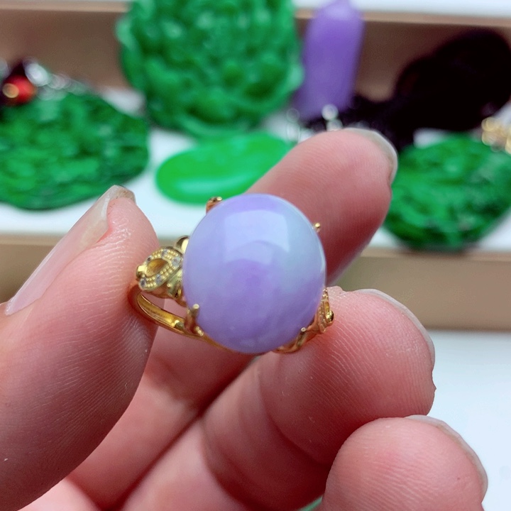 翡翠未镶嵌戒指戒指