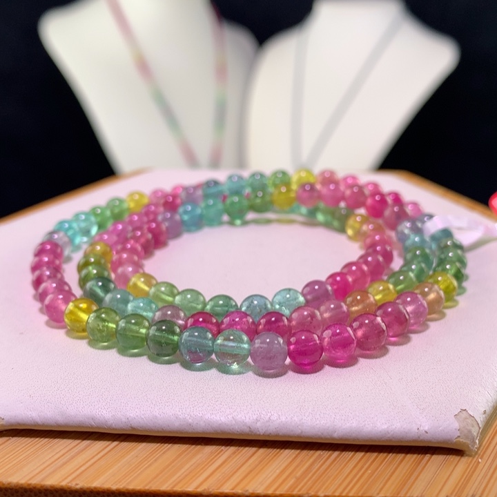 双色碧玺手链未镶嵌