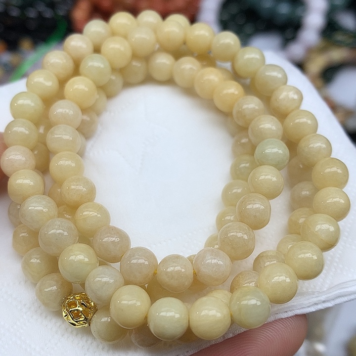 翡翠未镶嵌颈饰手串