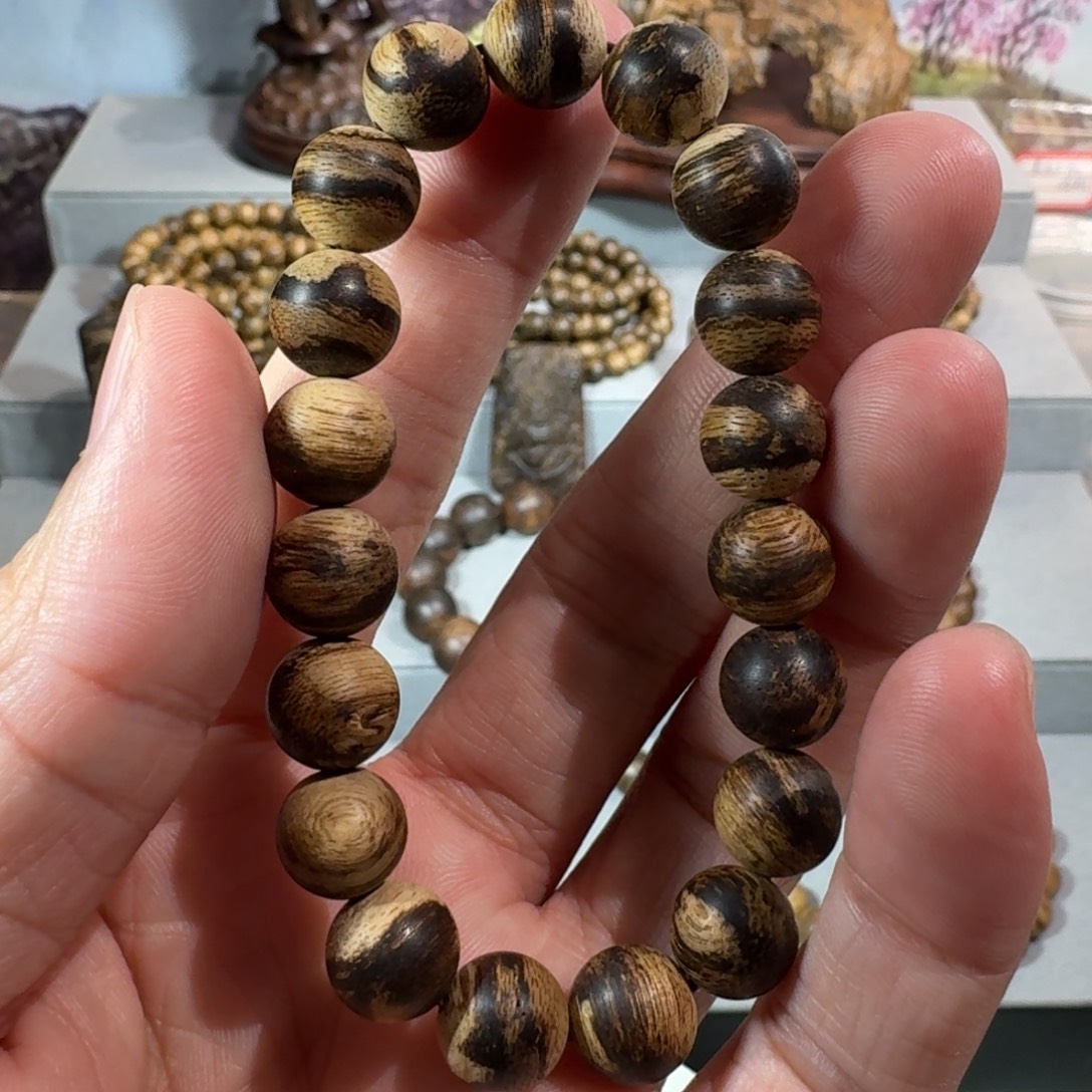 沉香沉香碎屑达拉干1.0九五沉10.2克