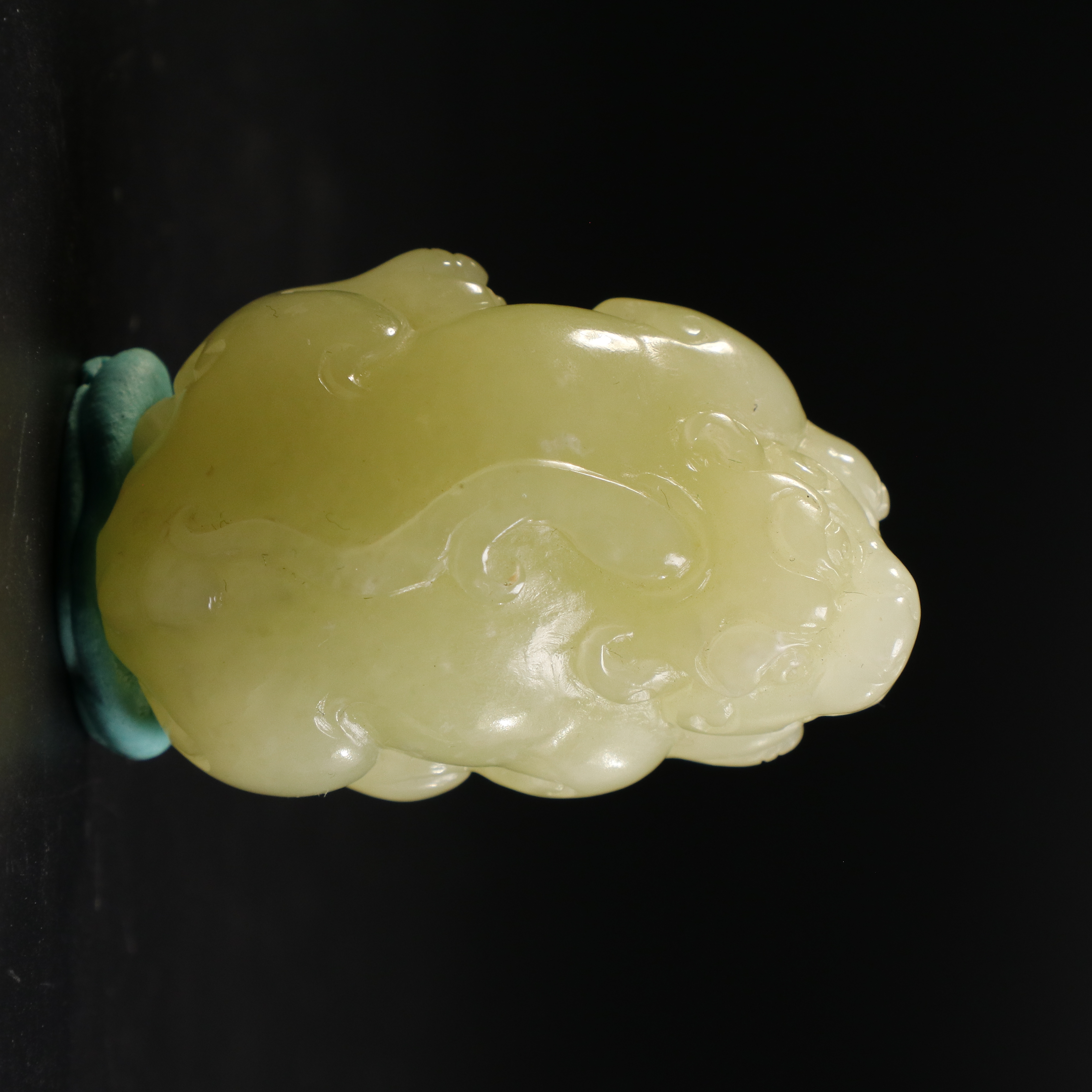 lot8838和田玉黄口貔貅挂件/云南典藏