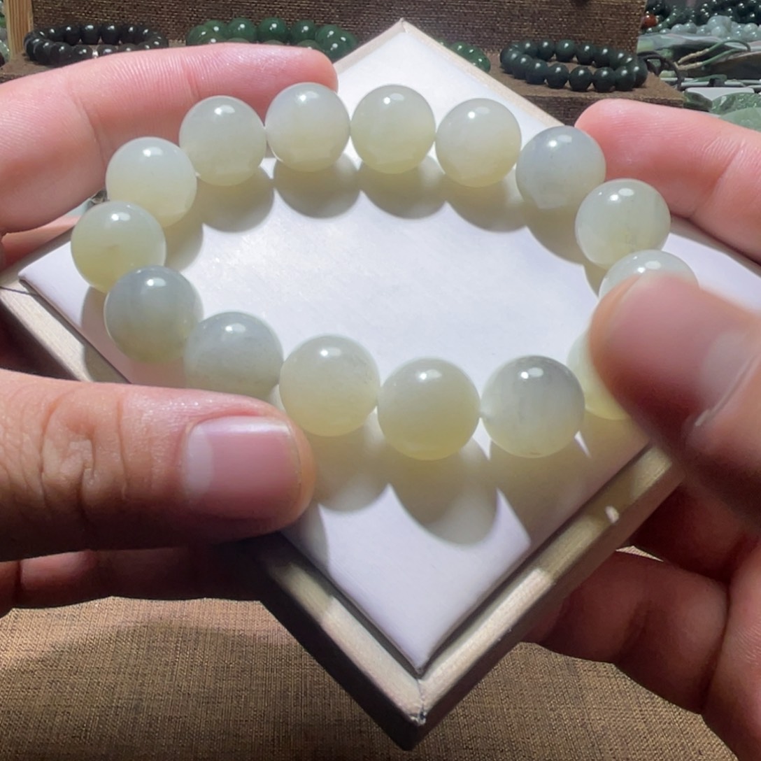 未镶嵌手链和田玉