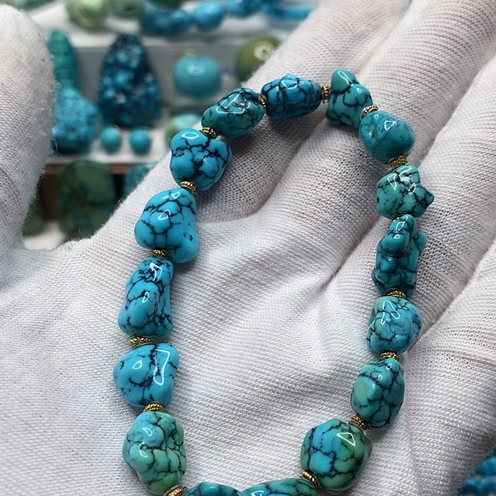 星***凌绿松石未镶嵌天然原矿 地大质检