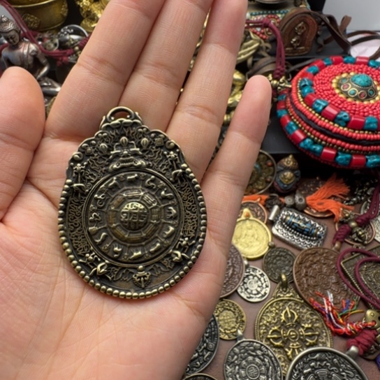 泥塑精品课程等课程教学和研究