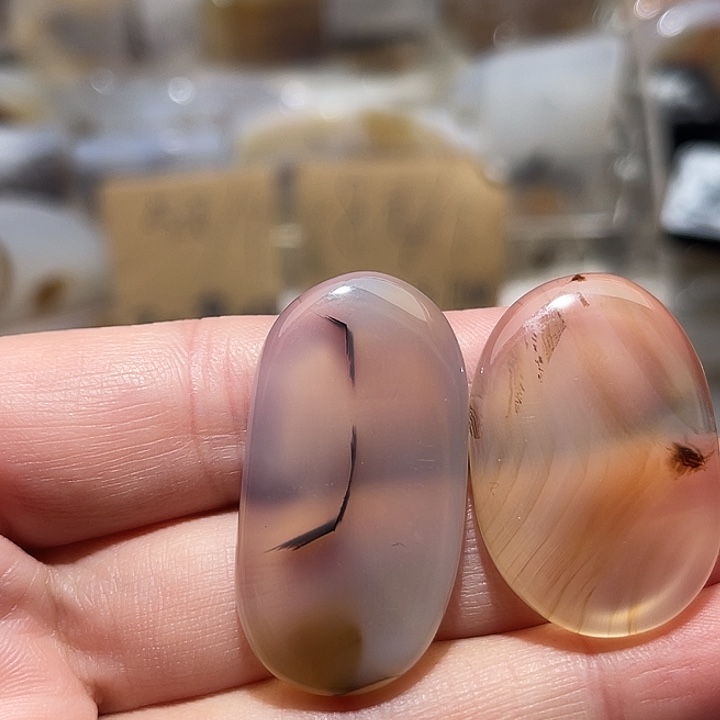 玛瑙/玉髓颈饰未镶嵌