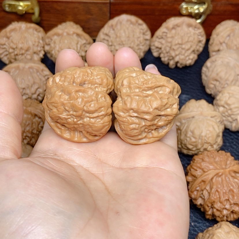 【闪购商品】文玩核桃吊坠世****在蛙蛙38