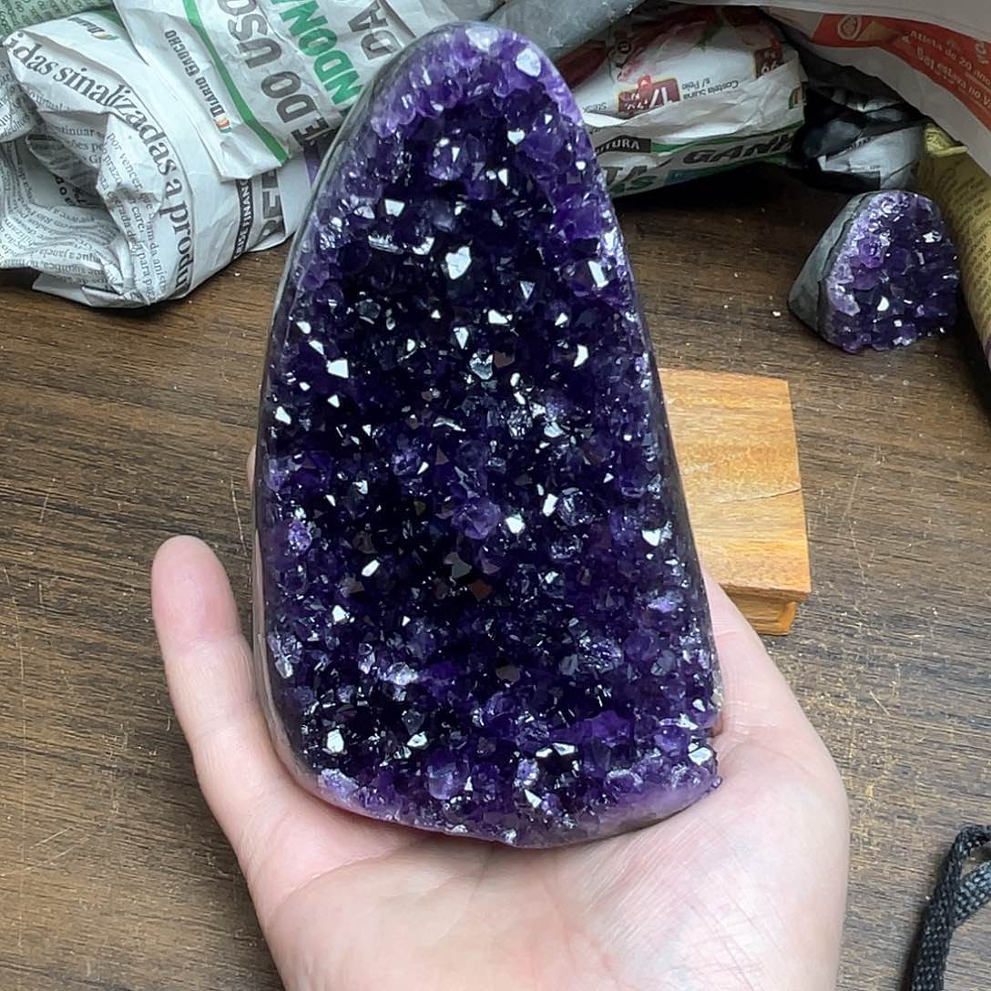 紫晶大型摆件（非配饰）未镶嵌