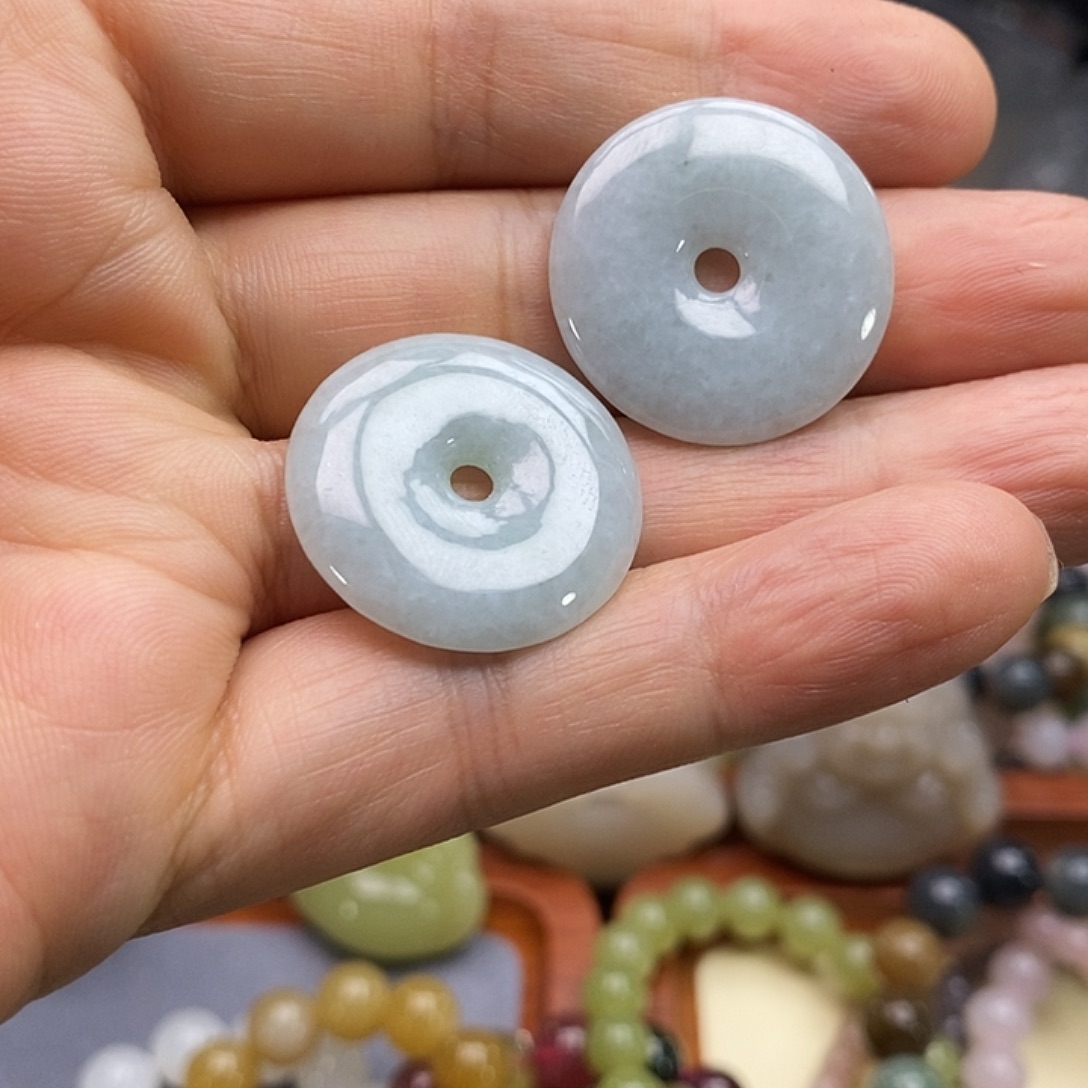 九***阳翡翠未镶嵌颈饰翡翠