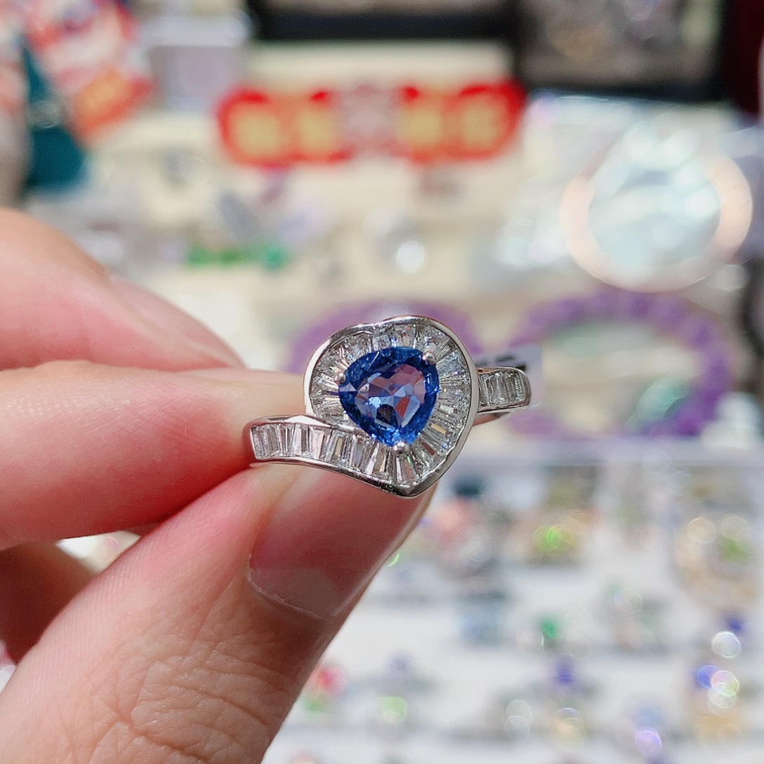 蓝宝石戒指银S925镶嵌