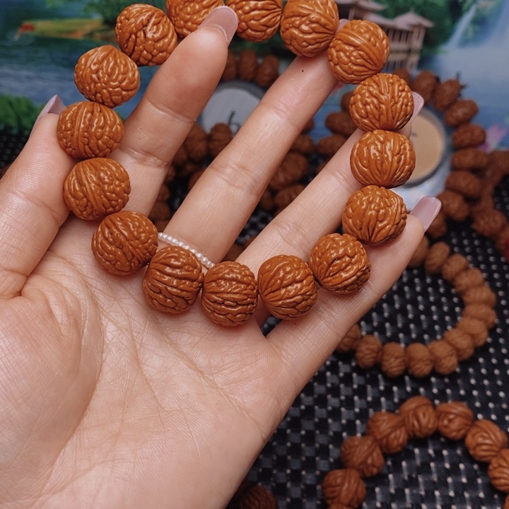 桃核手串一**位龙纹桃核