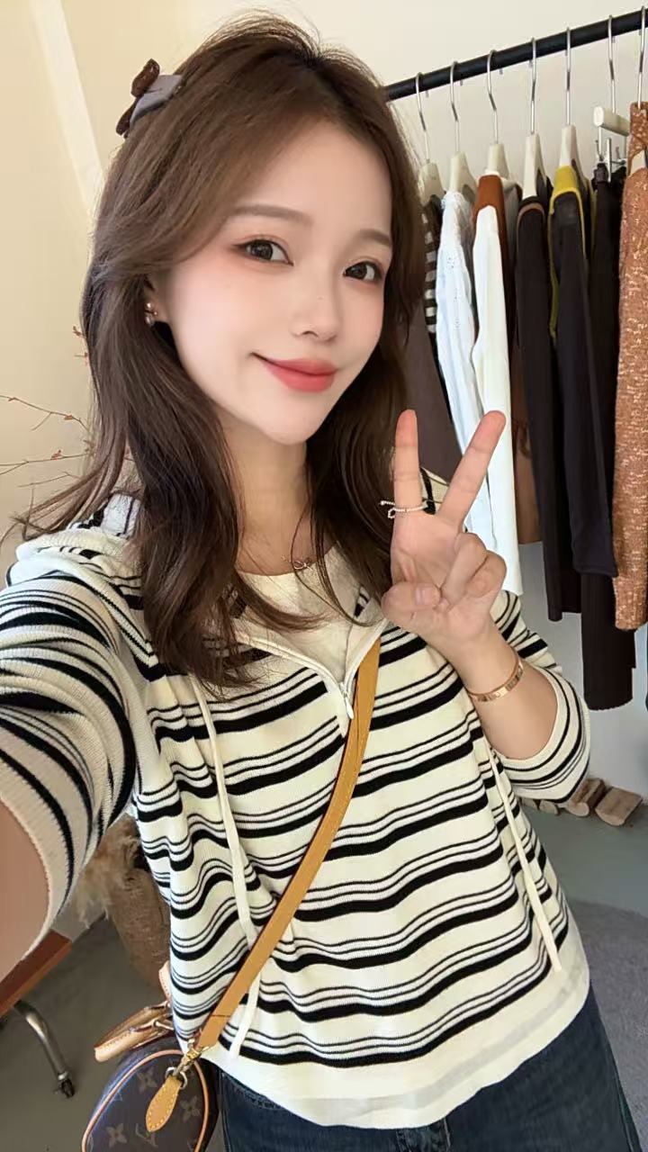 【条纹魅力】秋季条纹连帽针织套头款毛针织衫5010