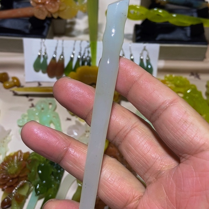 蛇纹石玉发簪未镶嵌