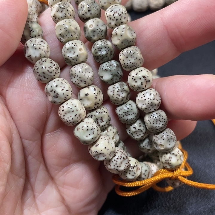 懒***羊把件星月菩提奶酪120颗