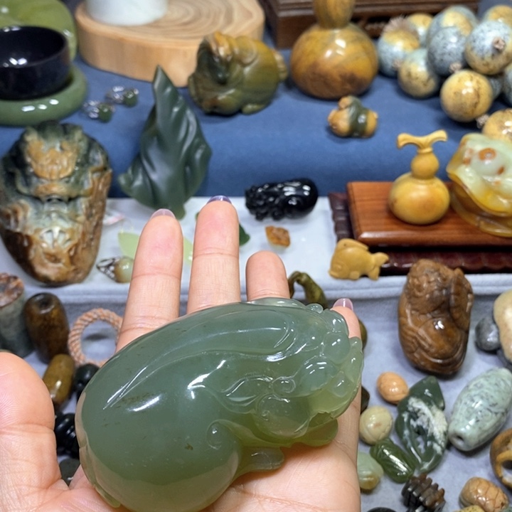 未镶嵌蛇纹石玉岫玉