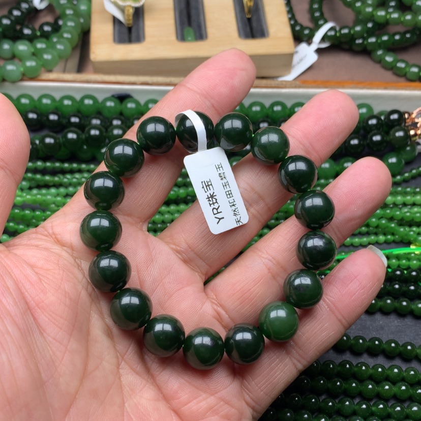 【闪购商品】未镶嵌手链和田玉（碧玉）左**风12