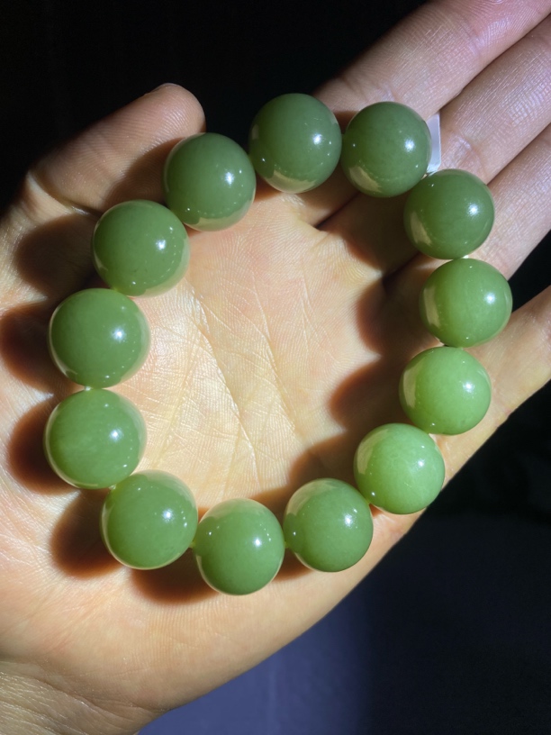 析木绿河磨玉圆珠手串（尺寸17）