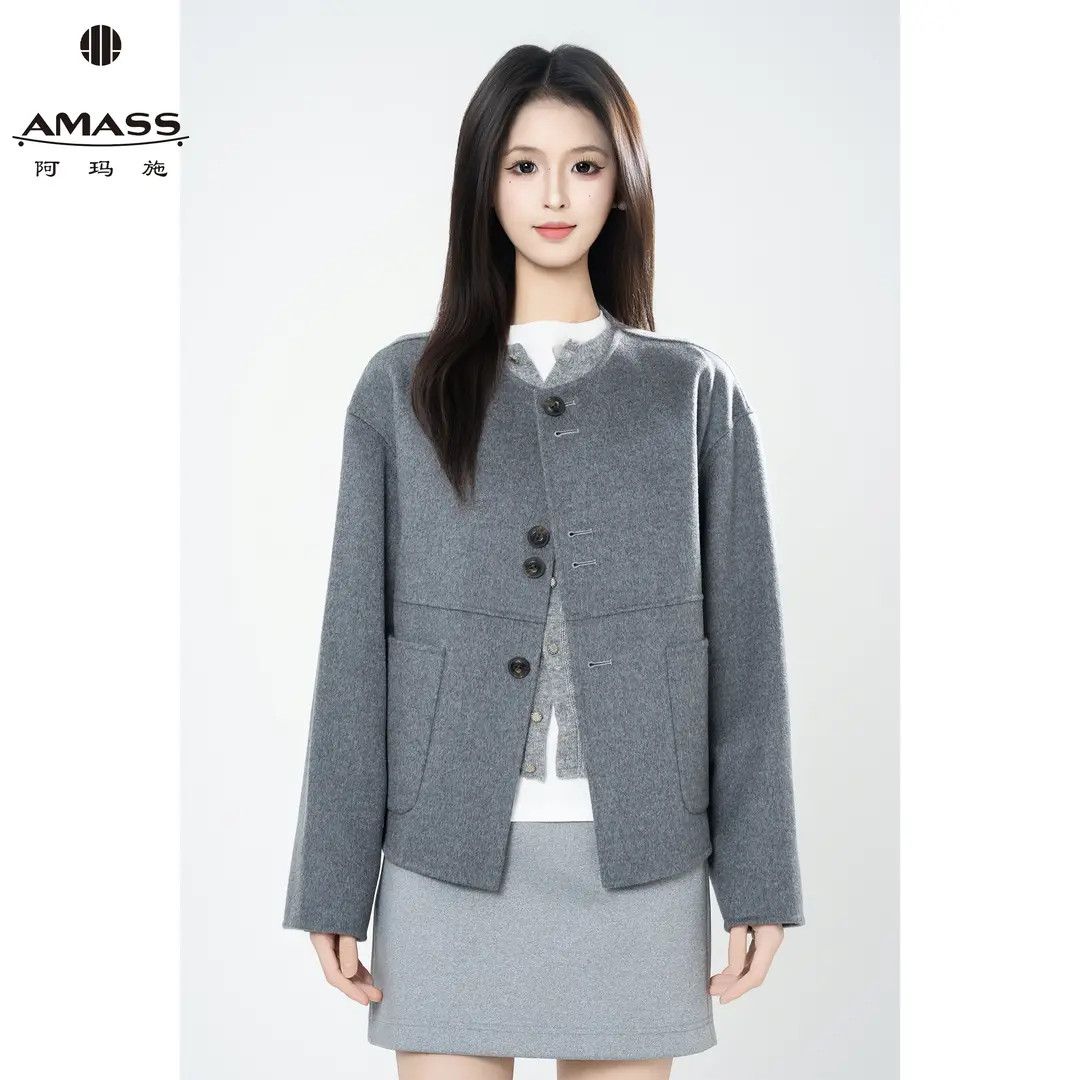AMASS/阿玛施秋冬新款高级感复古轻奢老钱风时尚毛呢外套女540006