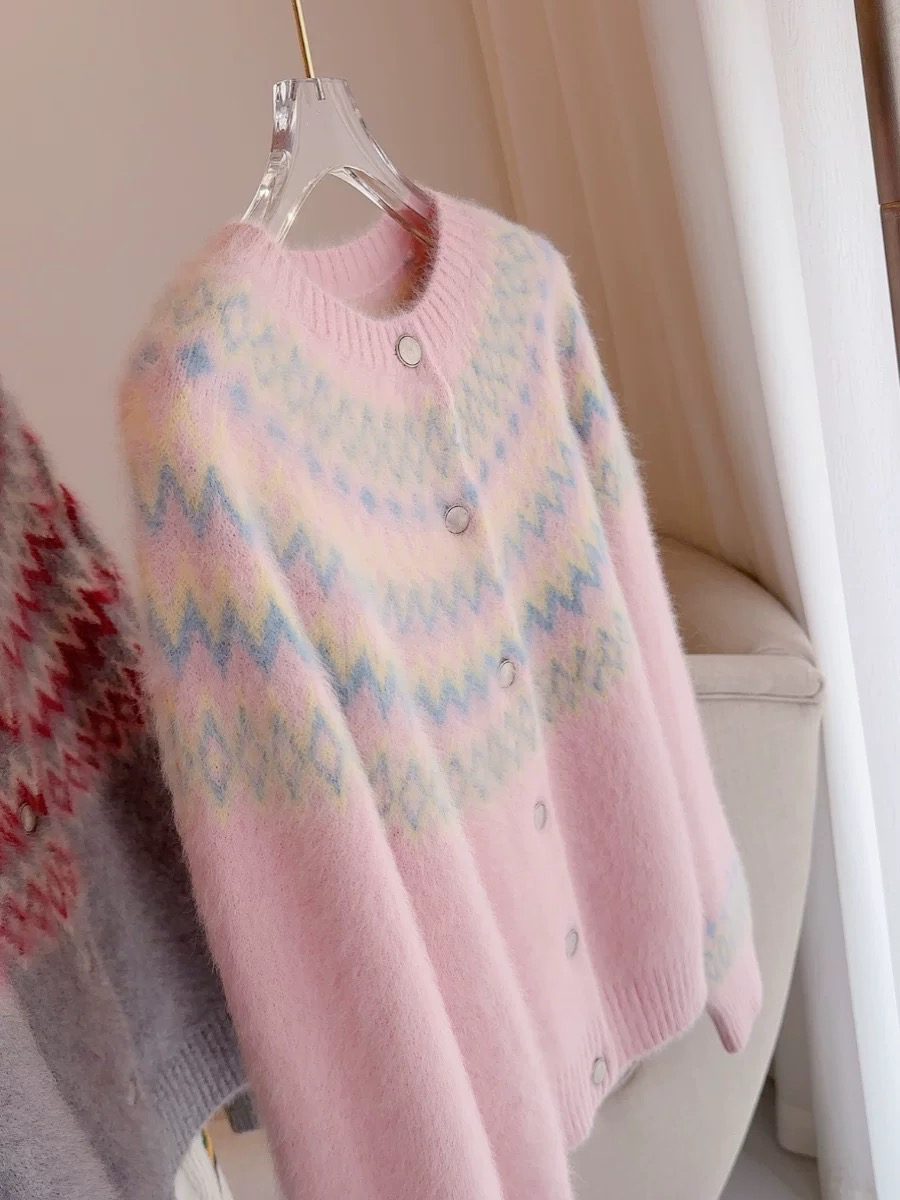 限量发售狐狸绒费尔岛粉色灰色开衫宽松长款毛衣