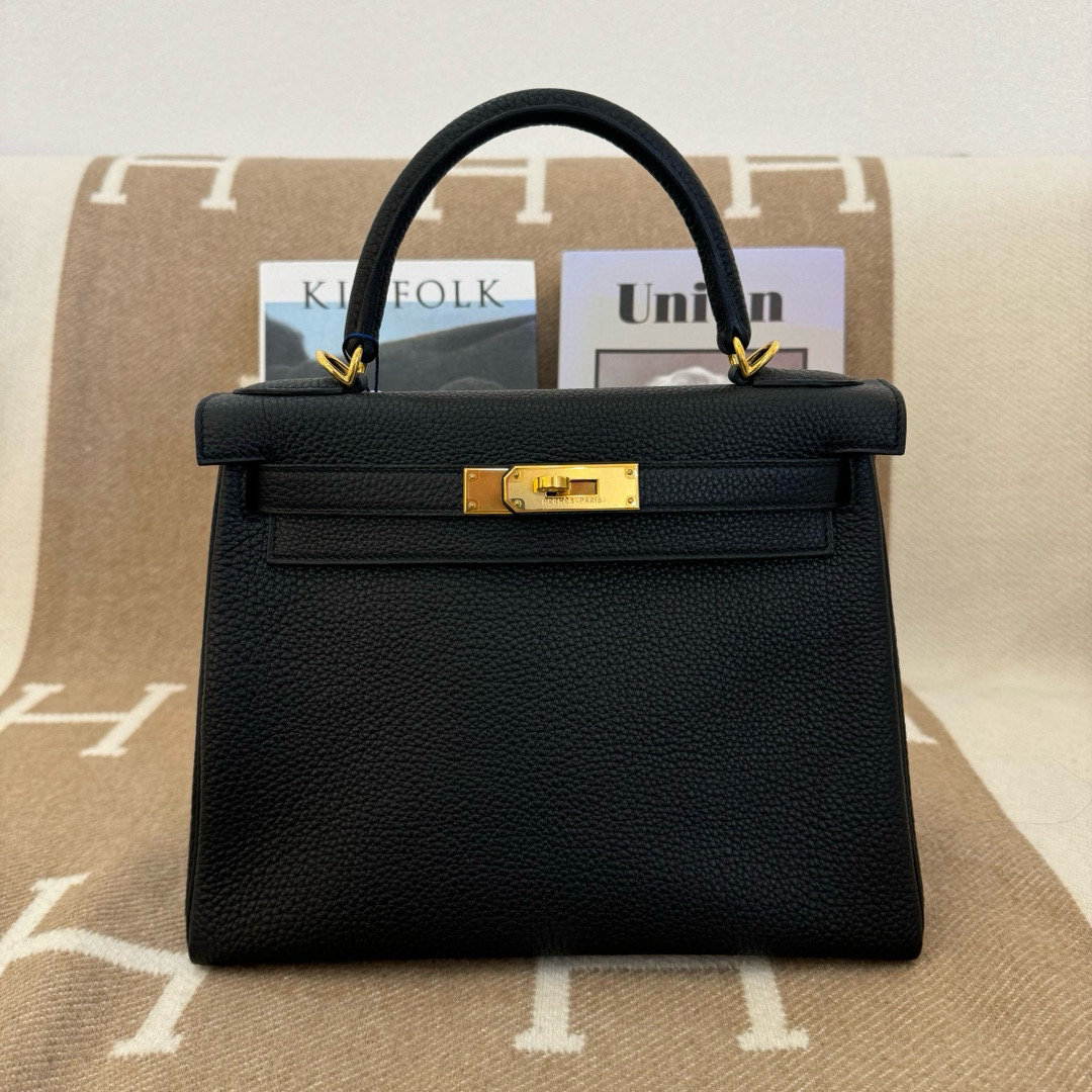 99新 Hermes/爱马仕 kelly 28 框H togo 黑色金扣 手提包1229a5