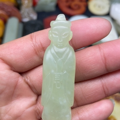 蛇纹石玉颈饰未镶嵌3