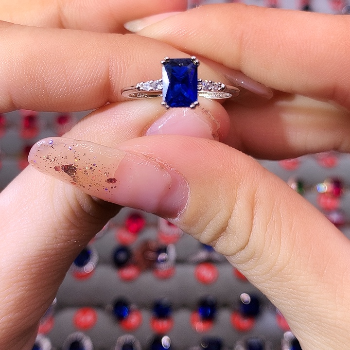 蓝宝石戒指银S925镶嵌