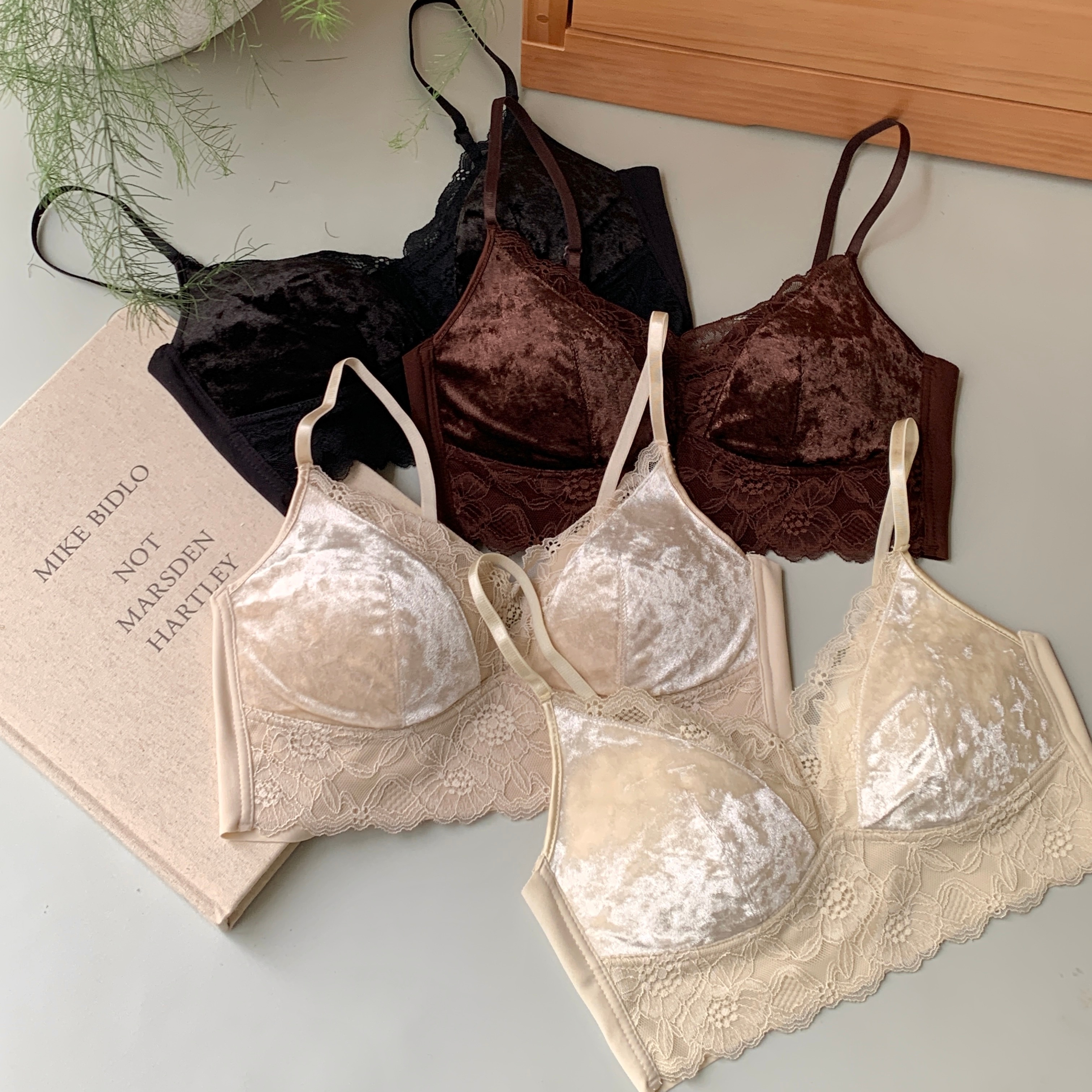 秋冬季新款金丝绒性感蕾丝内衣美背一体式固定杯无痕无钢圈女士