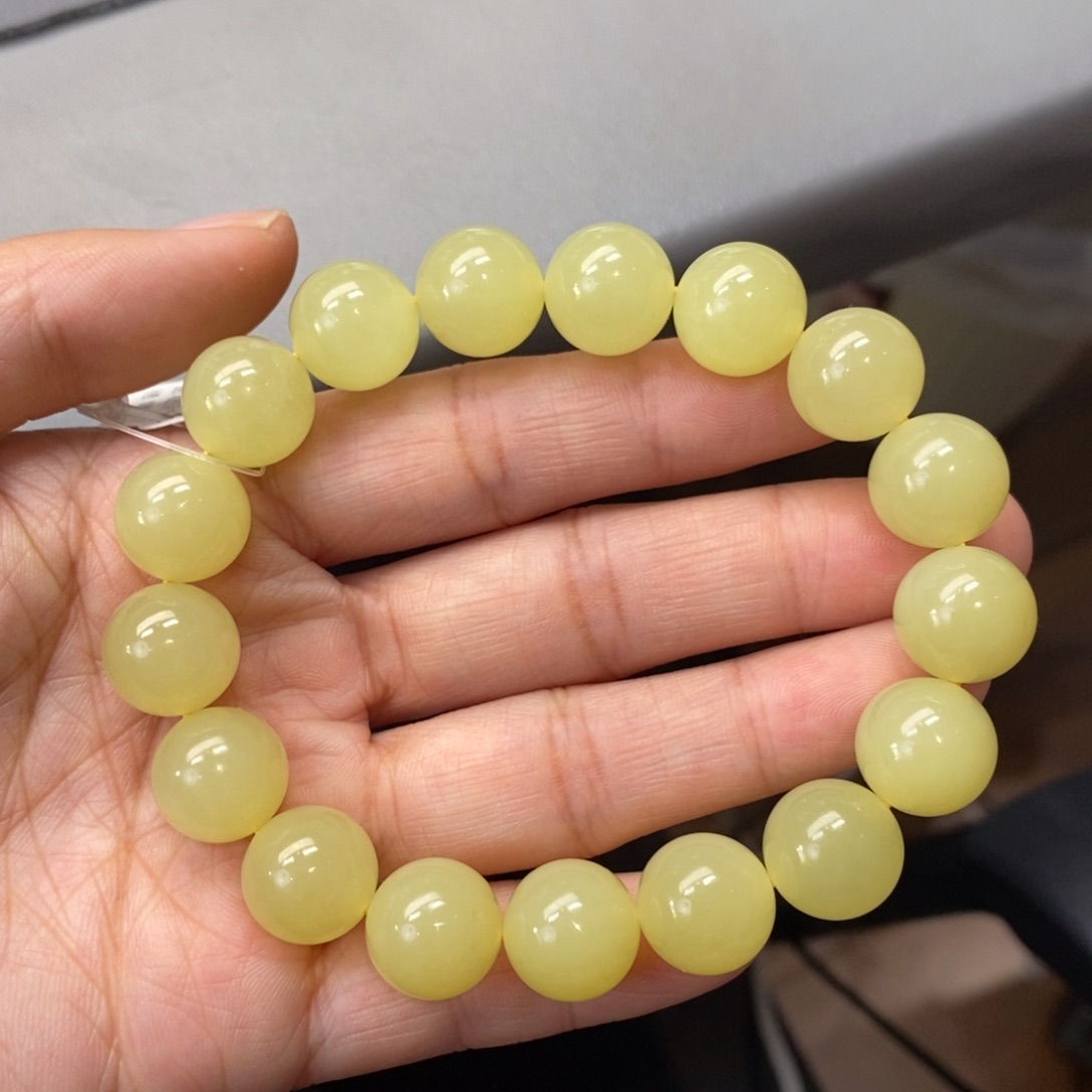 和田玉未镶嵌手串